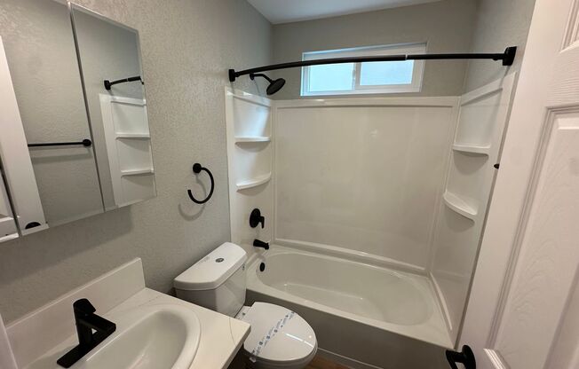 Studio, 1 bath, 400 sqft, $1,990, Unit 4935B