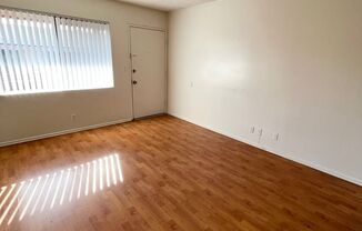 1 bed, 1 bath, $1,695, Unit 12410-7