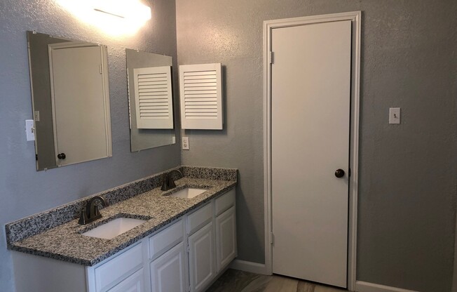 3/2/2 Great neighborhood!  Move in Ready!