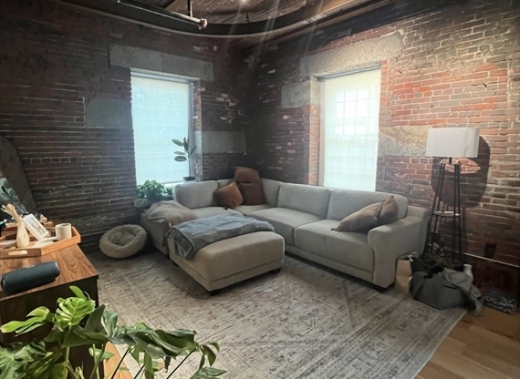 58 13 ST