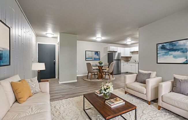 2 beds, 1 bath, 850 sqft, $899, Unit 219-213