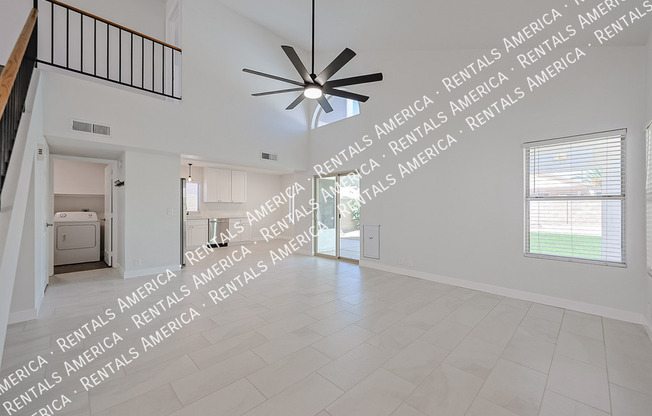 4018 W VIVAZ