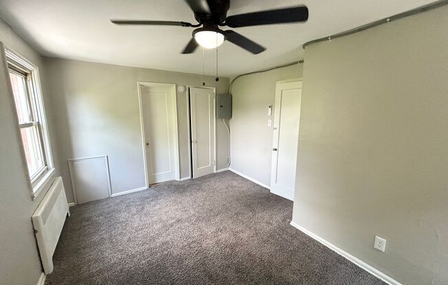 1 bed, 1 bath, 575 sqft, $995, Unit 114