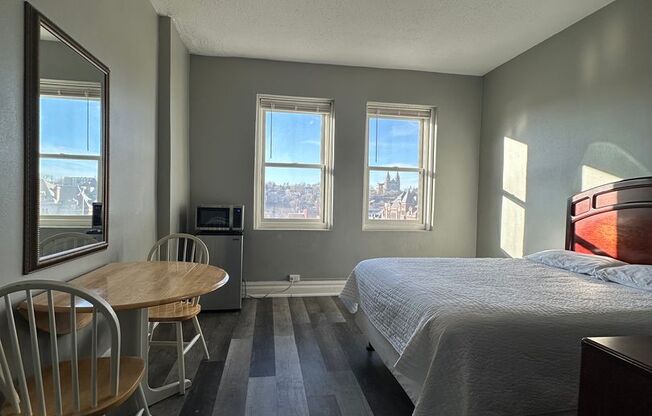 Studio, 1 bath, 225 sqft, $680, Unit 65