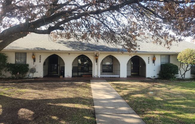 One Side of Duplex SW Fort Worth- 3 Bed, 2 Bath Home- 76132