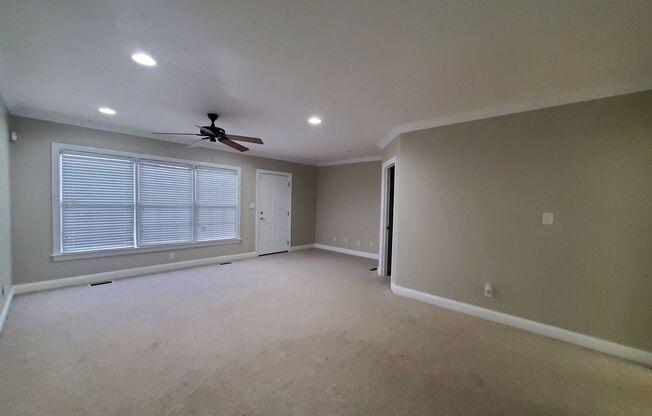 2 beds, 2.5 baths, $1,650, Unit # 5