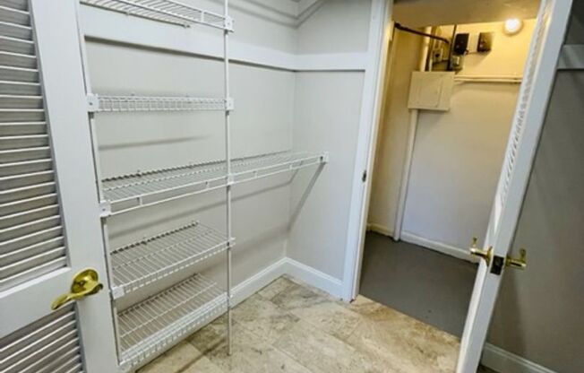 2 beds, 1.5 baths, $1,500, Unit #408