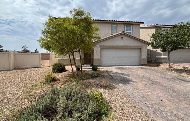 Gorgeous 4Bed/2.5Bath/2Car home located in North Las Vegas Raven Hill gated community!