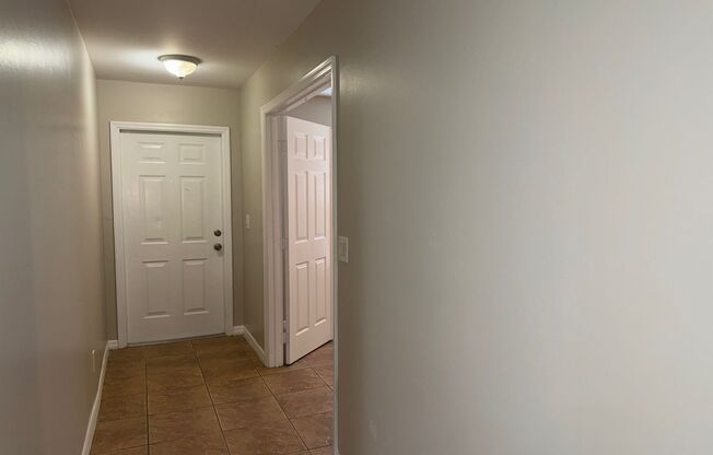 Experience this Cape Coral 3 bedroom 2 bath corner duplex with 1 car garage and screened in lanai.