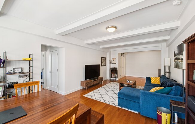 1 bed, 1 bath, $4,975, Unit 006B