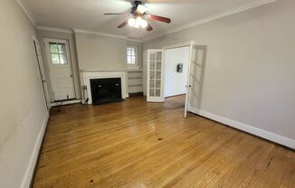4 E 30th St