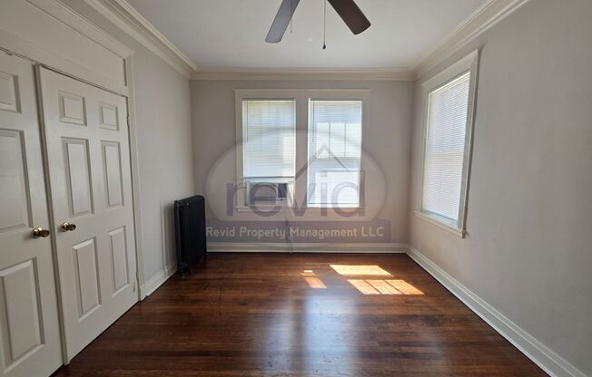 2 beds, 1 bath, 950 sqft, $995, Unit 308-1