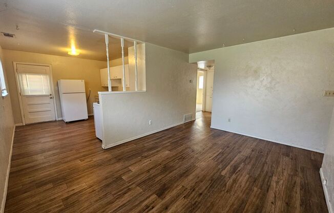 (3) Bed in Central Norman! New Carpet! Cleveland School District!