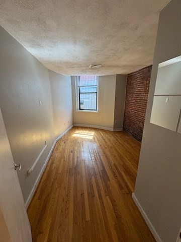 197 BEACON ST