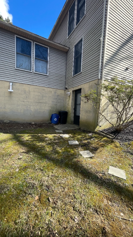10 3 WILLOWS CT