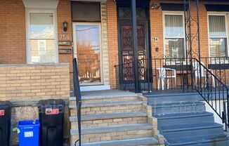 758 S 52 ST