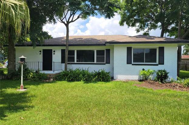 1115 HOLDEN AVE