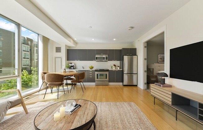 1 bed, 1 bath, 702 sqft, $3,000, Unit 324