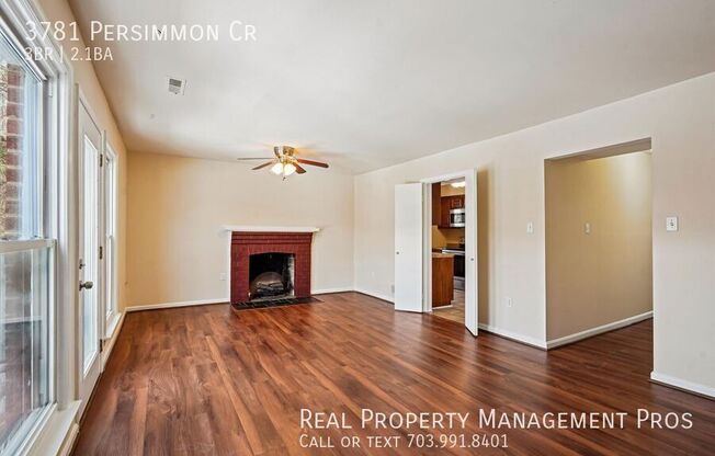 3781 PERSIMMON CRES