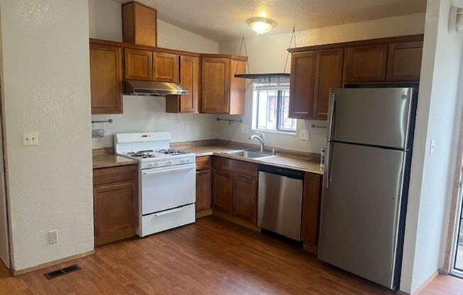 Three Bedroom in Temescal
