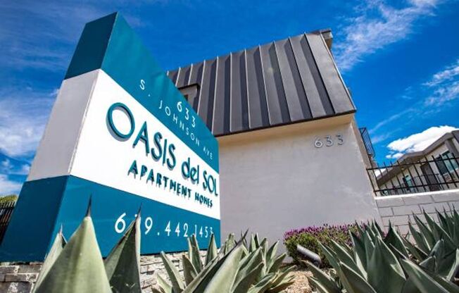 2 beds, 1 bath, 900 sqft, $2,400, Unit 633-30