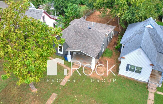 Updated Cozy 2 Bed 1 Bath Home in Guthrie Available Now ~MOVE IN SPECIAL~