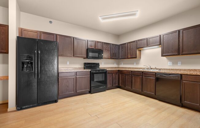1 bed, 1 bath, 948 sqft, $1,225, Unit 3215-J