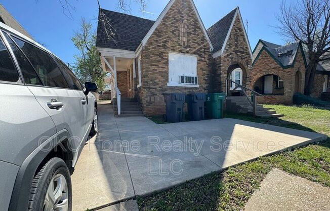 2820 NW 23