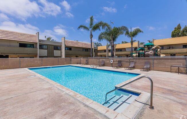 1 bed, 1 bath, 640 sqft, $1,950, Unit 1465 - J