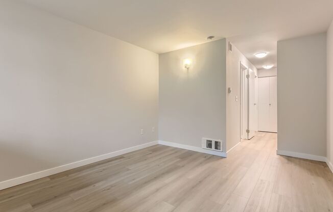 1 bed, 1 bath, 800 sqft, $2,095, Unit Unit F104