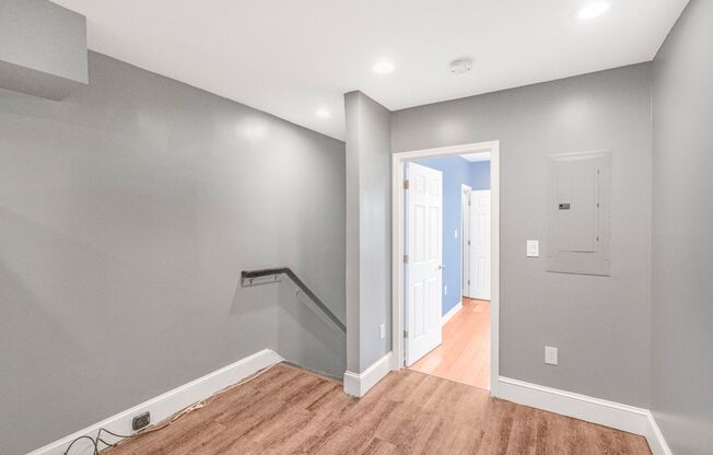 Lovely 2 BR/1 BA Apartment in Deanwood!
