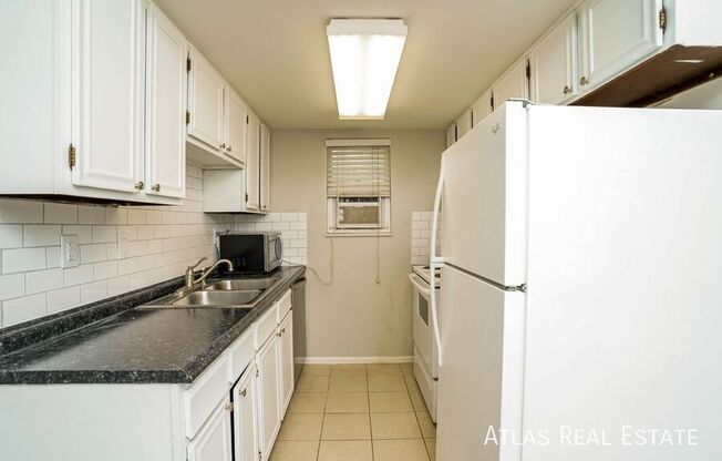 946 N 19 ST