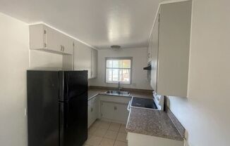 2 beds, 1 bath, $2,295, Unit 995-03