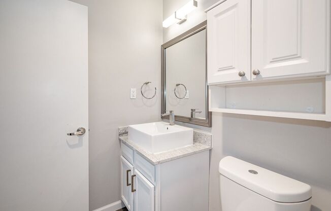 2 beds, 2 baths, 1,250 sqft, $2,110, Unit 7-PH3