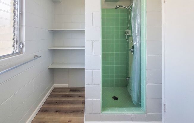 Studio, 1 bath, 265 sqft, $1,300, Unit 206