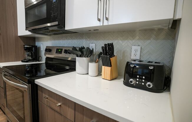 2 beds, 2 baths, 1,262 sqft, $2,450, Unit 1-B104