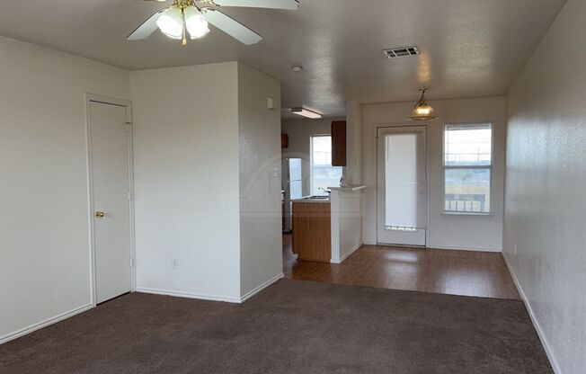 2 beds, 1 bath, $795, Unit 5804 Greengate Unit C