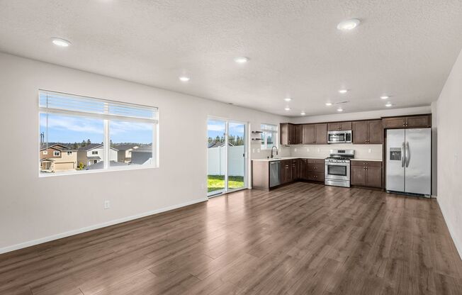 Beautiful 2022 Built Home With Views!