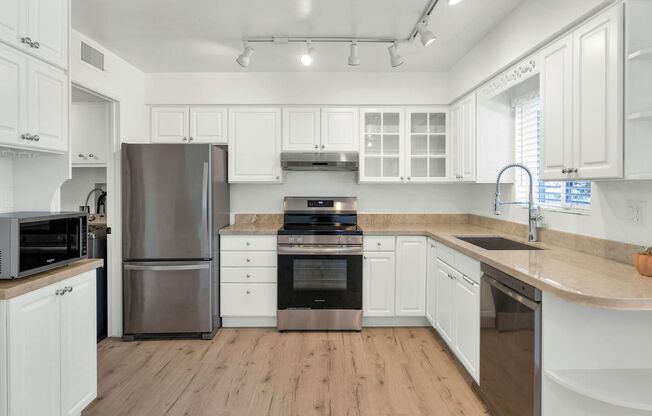 4027 E. Campbell Ave Phoenix, AZ 85018