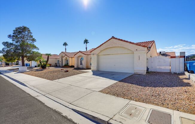 Great 3 Bedroom, One Story Northwest Vegas Home