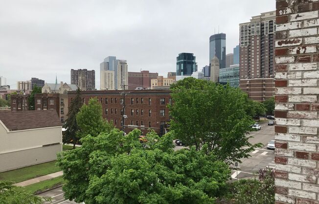 1 bed, 1 bath, 550 sqft, $1,100, Unit 212