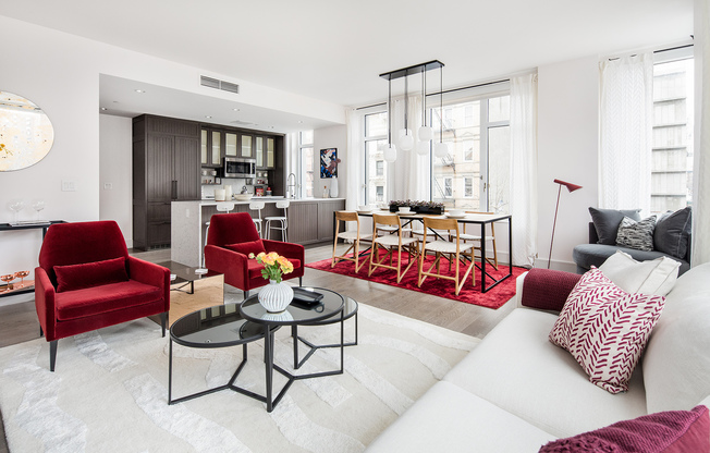 2 beds, 2 baths, $9,925, Unit 225