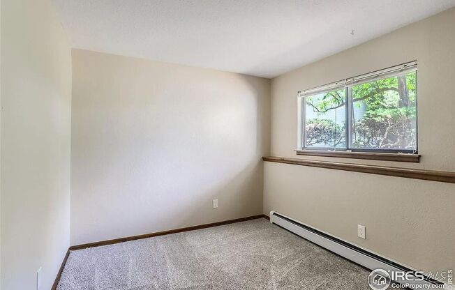 2 beds, 1 bath, $2,000