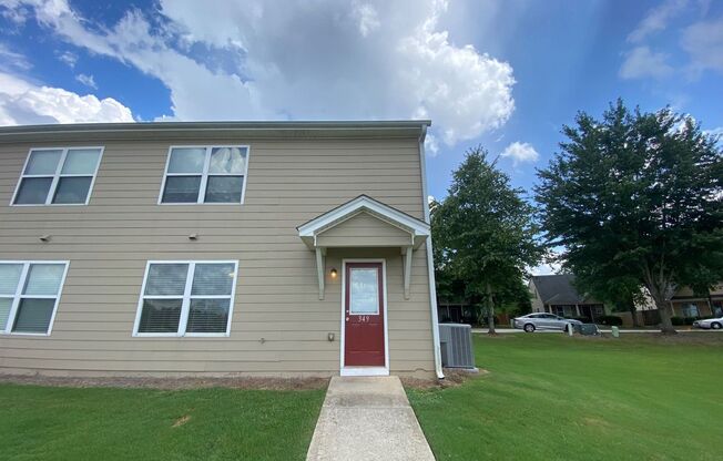 3 beds, 2 baths, $1,980