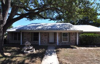 Amazing North Austin location on half an acre with bonus office!