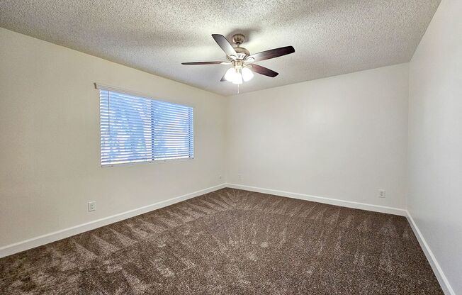 2 beds, 1 bath, 760 sqft, $2,025, Unit 24