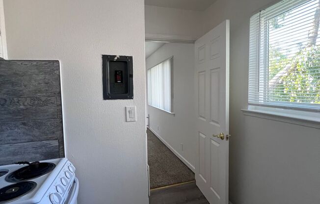 Studio, 1 bath, $1,625, Unit 66