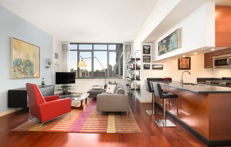 1 bed, 1 bath, 860 sqft, $4,000, Unit 15D