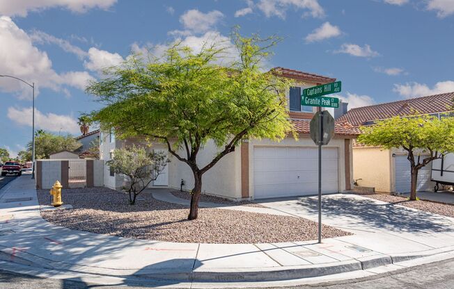 NW home located close to Summerlin Parkway