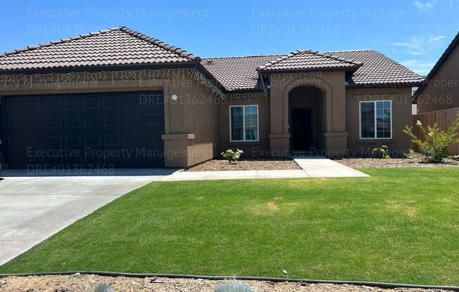 3 bedroom/ 2 bathroom home located in a cul de sac MOVE IN READY